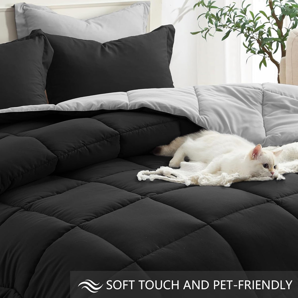 King Size Comforter Set 3 Piece, Lightweight Soft Bed Sets | No Clumping, Machine Washable, down Alternative Comforter Reversible Black/Light Grey, All Season Blanket, 2 Sham